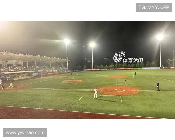 棒球赛事现场直播:实时比分与精彩赛况速递